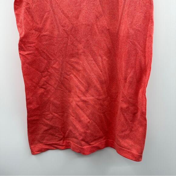 Lululemon Run: Swiftly Tech Short Sleeve in‎ Love Red / Deep Coal Size 6 - Picture 5 of 8
